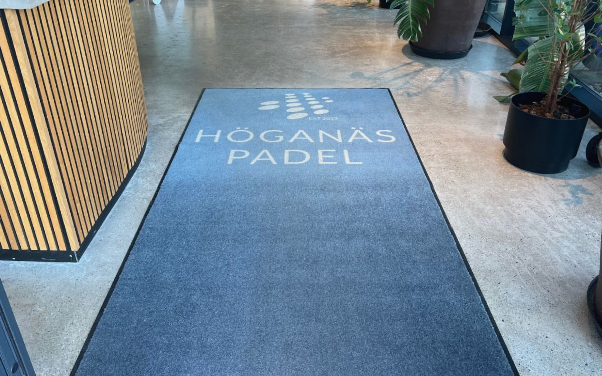 LogoMat hos Höganäs Padel